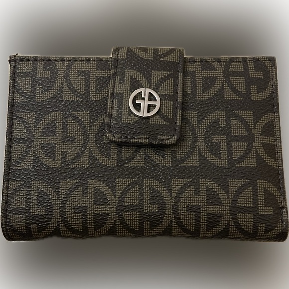 Giani Bernini Brown and Tan Wallet - Picture 1 of 10